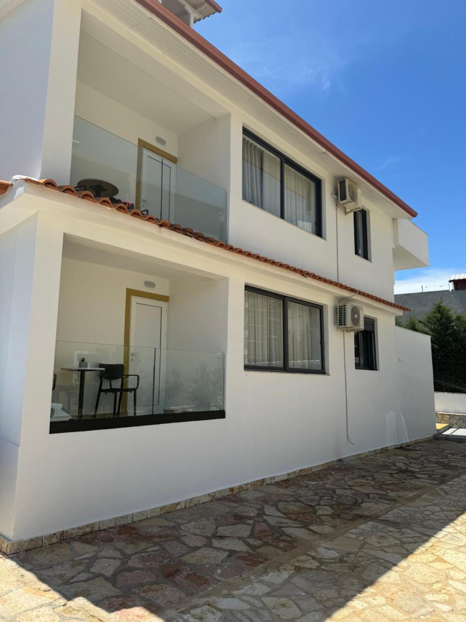 Hotel White 3*