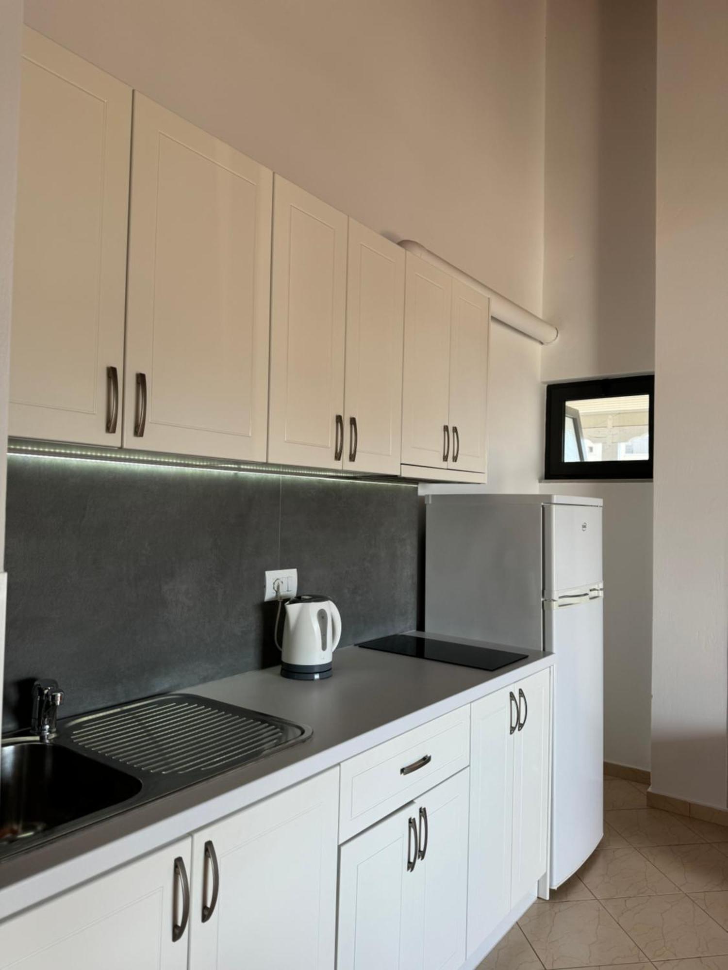 White Hotel Ksamil